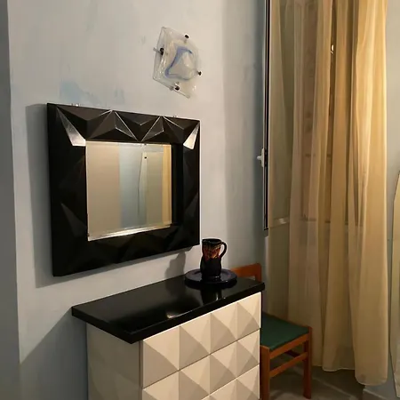Capitol Square Old Town Apartmán Sanremo